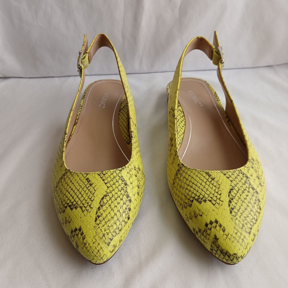 Vionic Flat Versatile Comfort Shoes 7M